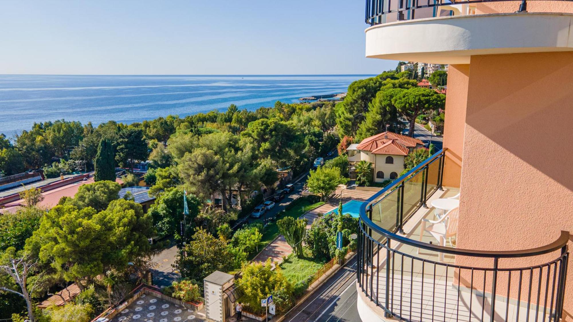 Bobby Executive Otel Sanremo Dış mekan fotoğraf